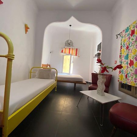 Hostal Valencia - Private Room With Bathroom Chefchaouen Exterior photo