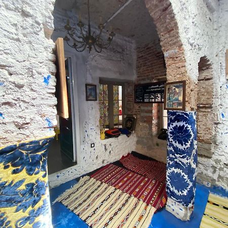 Hostal Valencia - Private Room With Bathroom Chefchaouen Exterior photo